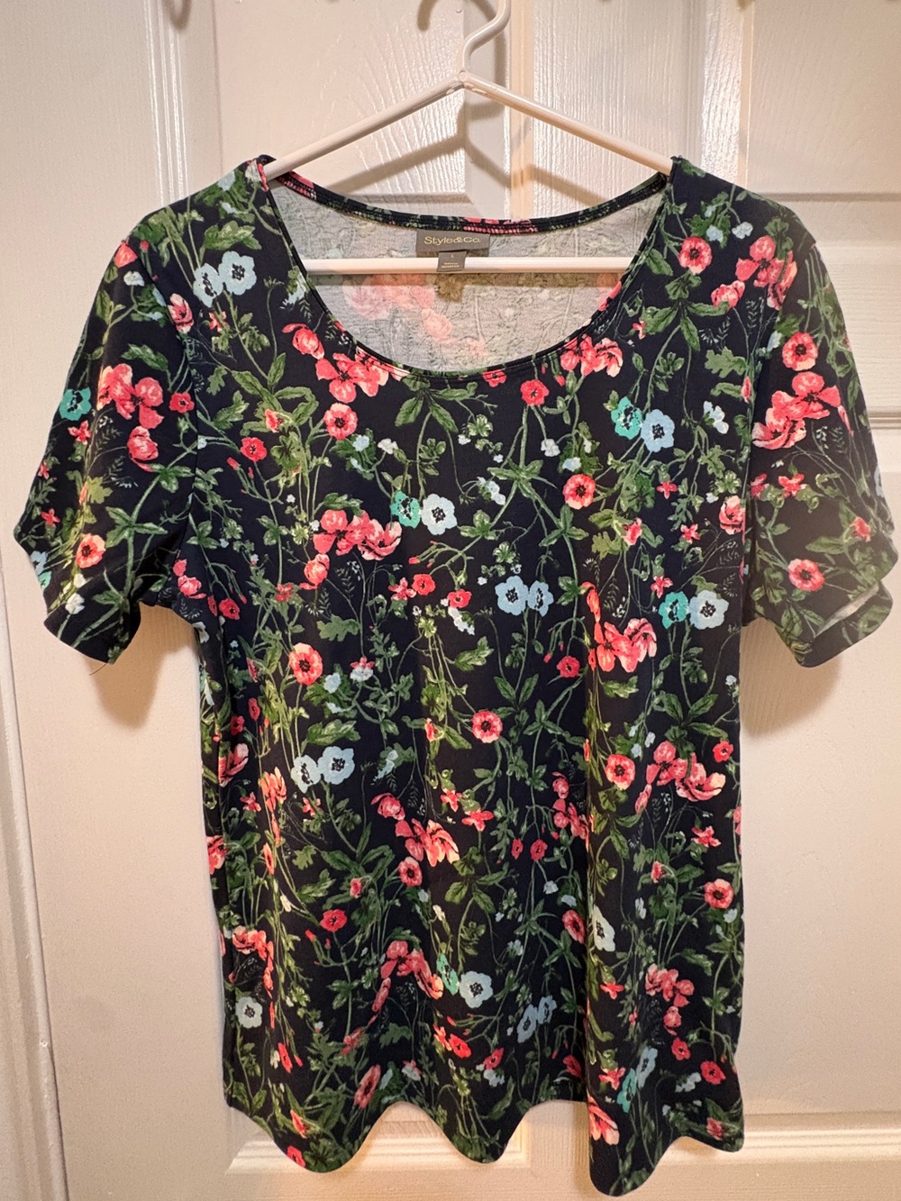 Style & Co. Black Floral Scoop Neck Tee with Pink & Light Blue Blooms